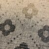 Sjaal beige/zwart met bloemen patroon en franjes - Afbeelding 4