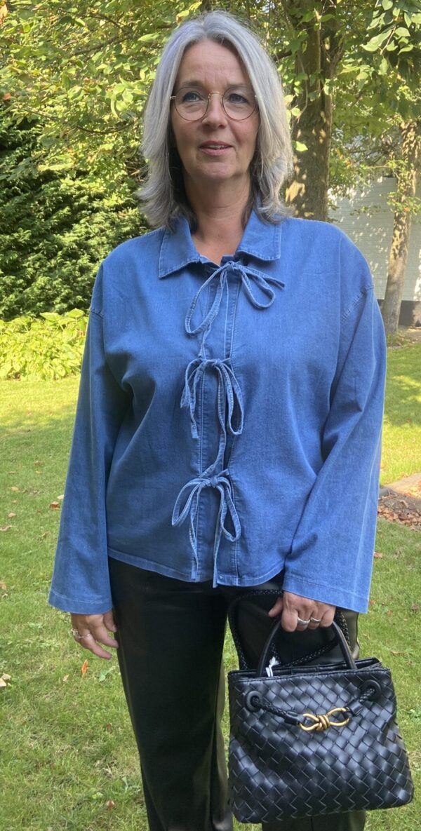 Blouse Jeans met Strik Sluiting