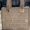 Tas Taupe Fleur D’Amour Geborduurd