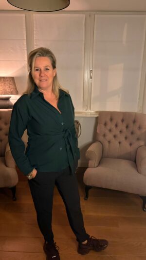Blouse Donker Groen met Strik Detail