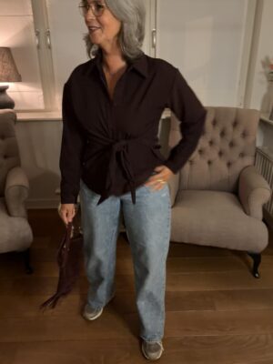Blouse Bordeaux Rood met Strik Detail