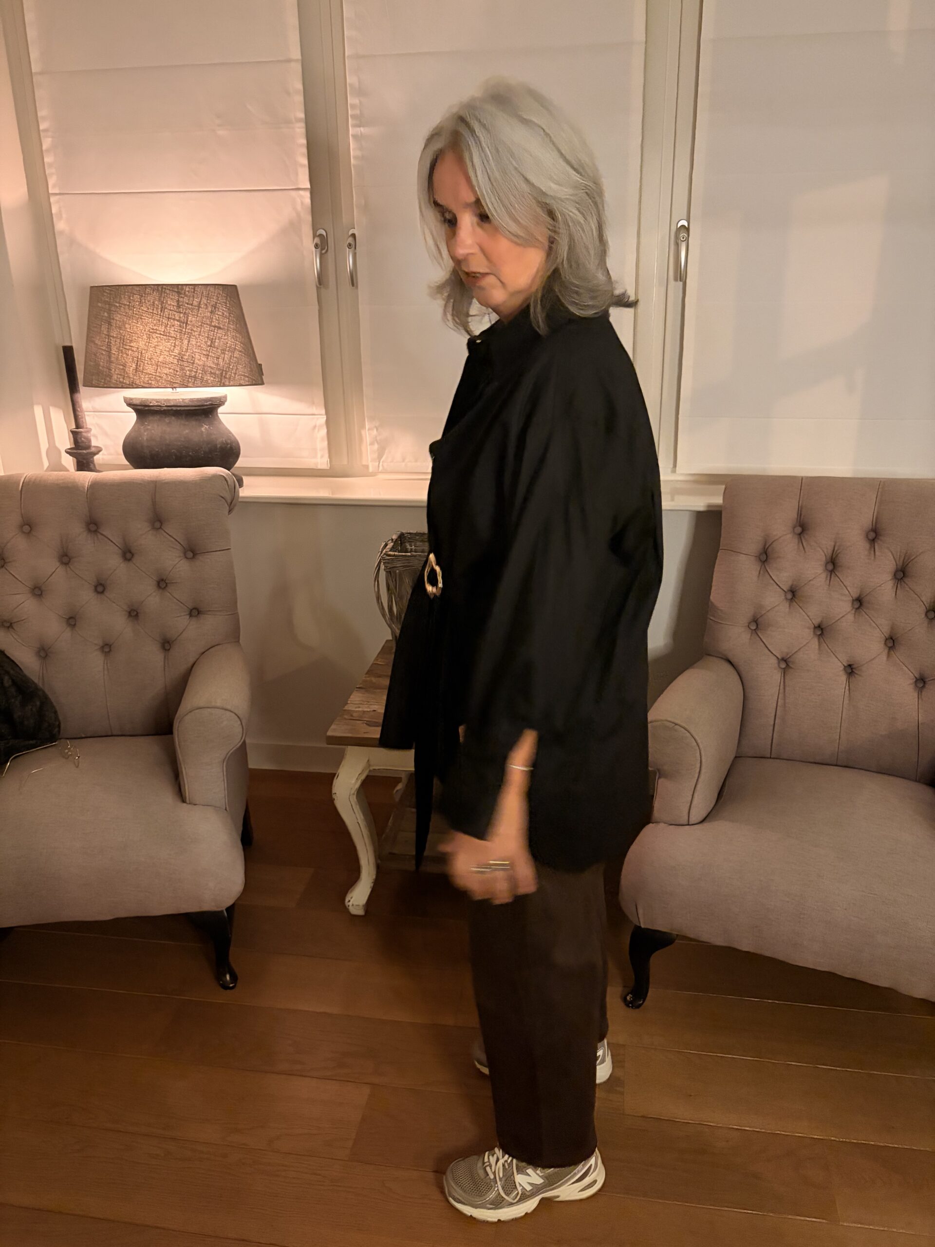 Blouse Zwart met Gesp - Afbeelding 2